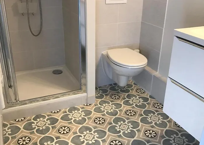 Bel Appartement, 2 Chambres, Parking, Proximite Et Centre アパート *