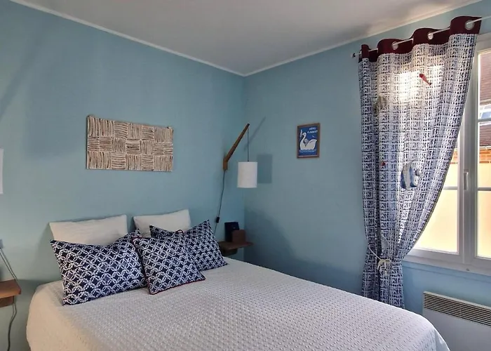 Bel Appartement, 2 Chambres, Parking, Proximite Et Centre *